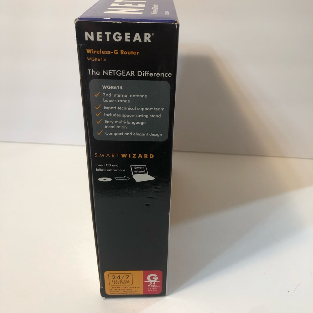 Netgear White Wireless Router Reliable Networking - Picture 12 of 14